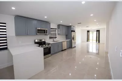 110 NW 6th Avenue, Dania Beach, FL 33004 - Photo 27