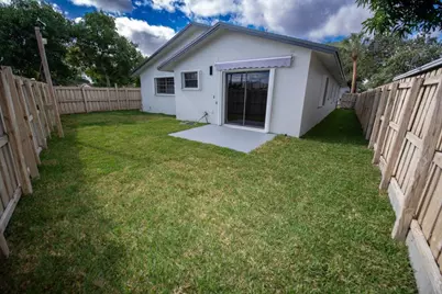 110 NW 6th Avenue, Dania Beach, FL 33004 - Photo 17