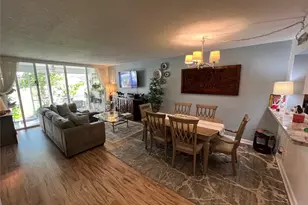 9520 Seagrape Dr, Davie, FL 33324 - Photo 5