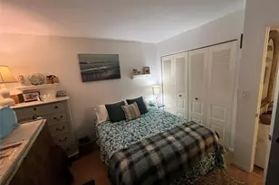 9520 Seagrape Dr, Davie, FL 33324 - Photo 13