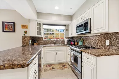 4984 SW 95th Avenue, Fort Lauderdale, FL 33328 - Photo 15