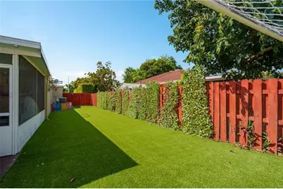 4984 SW 95th Avenue, Fort Lauderdale, FL 33328 - Photo 11