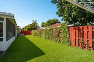 4984 SW 95th Ave, Cooper City, FL 33328 - Photo 11