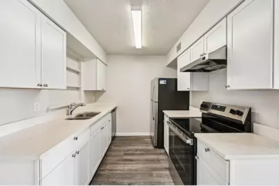 913 SE 8th Street, Stuart, FL 34994 - Photo 7