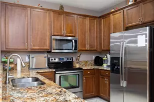 7782 Paddock Pl, Davie, FL 33328 - Photo 13