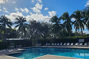 1498 Barcelona Way, Weston, FL 33327 - Photo 7