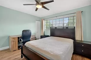 2124 NE 9th Ave, Wilton Manors, FL 33305 - Photo 17