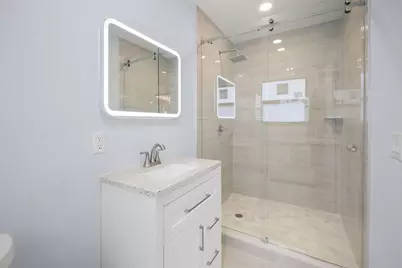 699 NE 40th Street, Oakland Park, FL 33334 - Photo 19