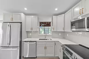 908 Lighthouse Dr, North Palm Beach, FL 33408 - Photo 3