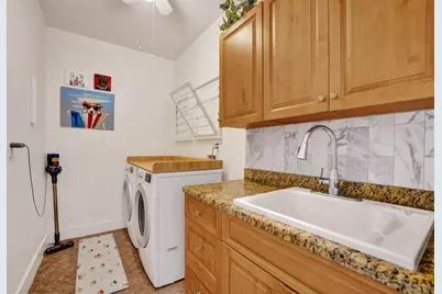 1733 NE 38th Street, Fort Lauderdale, FL 33334 - Photo 19