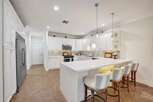 1733 NE 38th St, Oakland Park, FL 33334 - Photo 13