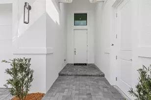 13814 SE Chantilly Trce, Port Saint Lucie, FL 34984 - Photo 3