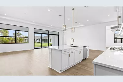 13814 SE Chantilly Trace, Port Saint Lucie, FL 34984 - Photo 9