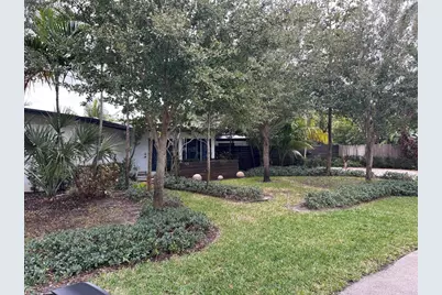 720 NE 17th Court, Fort Lauderdale, FL 33305 - Photo 3