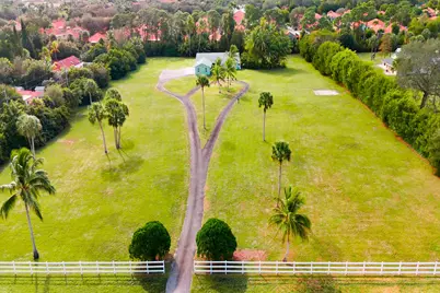 4656 Lillian Avenue, Palm Beach Gardens, FL 33418 - Photo 1
