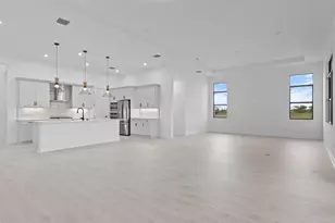 13648 SE Blackwood Dr, Port Saint Lucie, FL 34984 - Photo 9