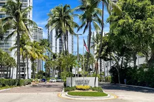 20505 E Country Club Dr, Aventura, FL 33180 - Photo 1