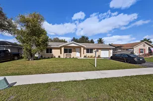 12541 SW 10th Ct, Davie, FL 33325 - Photo 1