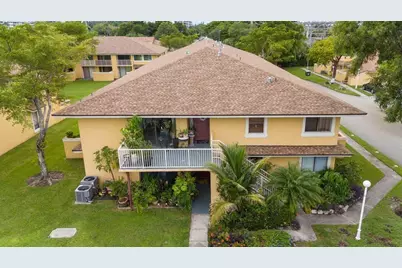 550 NW 214th #201, Miami, FL 33169 - Photo 1