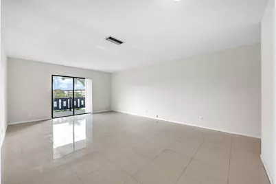 5900 NW 17th Place #215, Sunrise, FL 33313 - Photo 7
