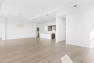 13662 SE Grovewood Dr, Port Saint Lucie, FL 34984 - Photo 7