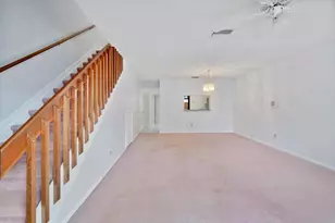 621 NW 105th Way, Pembroke Pines, FL 33026 - Photo 3