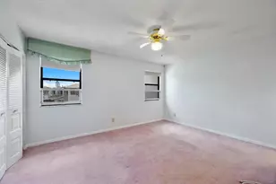 621 NW 105th Way, Pembroke Pines, FL 33026 - Photo 13