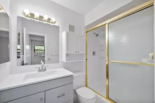 621 NW 105th Way, Pembroke Pines, FL 33026 - Photo 7