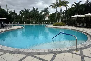 2911 Cascada Isle Way, Hollywood, FL 33024 - Photo 39