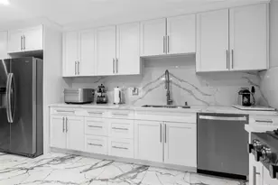 1700 SW 5th Ct, Fort Lauderdale, FL 33312 - Photo 9