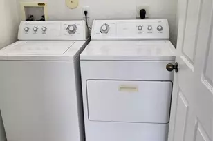 2040 SE Avon Park Dr, Port Saint Lucie, FL 34952 - Photo 17