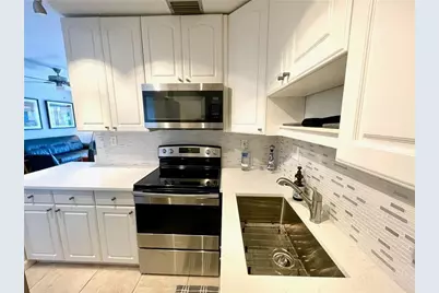 3040 NE 16th Avenue #410, Oakland Park, FL 33334 - Photo 5