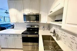 3040 NE 16th Ave, Oakland Park, FL 33334 - Photo 5