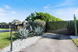 5702 SW 136th Ave, Fort Lauderdale, FL 33330 - Photo 1