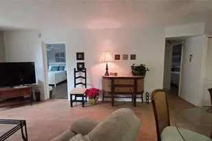 2801 Somerset Dr, Lauderdale Lakes, FL 33311 - Photo 11