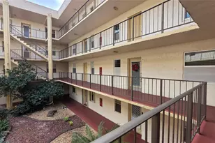 2801 Somerset Dr, Lauderdale Lakes, FL 33311 - Photo 29