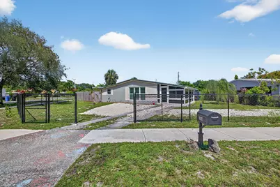 300 SW 25th Avenue, Fort Lauderdale, FL 33312 - Photo 1