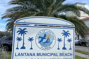 7228 W Oakridge Cir, Lake Worth, FL 33462 - Photo 29