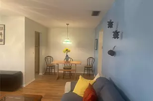 7228 W Oakridge Cir, Lake Worth, FL 33462 - Photo 11