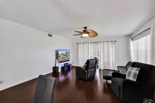 8740 Azalea Ct, Tamarac, FL 33321 - Photo 9
