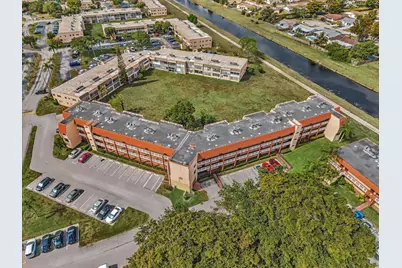 9041 Sunrise Lakes Boulevard #113, Sunrise, FL 33322 - Photo 35