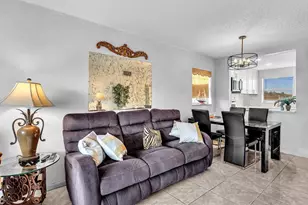 9041 Sunrise Lakes Blvd, Sunrise, FL 33322 - Photo 7