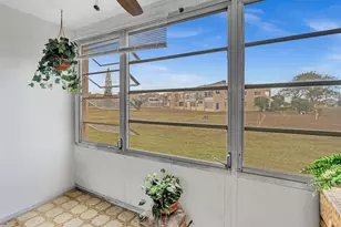 9041 Sunrise Lakes Blvd, Sunrise, FL 33322 - Photo 21