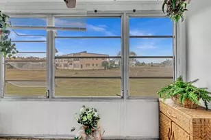 9041 Sunrise Lakes Blvd, Sunrise, FL 33322 - Photo 27