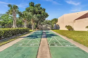 9041 Sunrise Lakes Blvd, Sunrise, FL 33322 - Photo 33