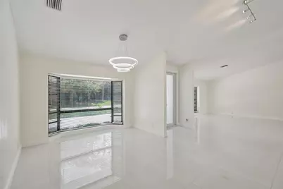 7475 Estrella Circle, Boca Raton, FL 33433 - Photo 13