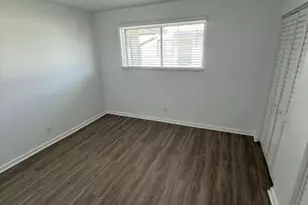 902 E Tiffany Dr, West Palm Beach, FL 33407 - Photo 15