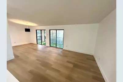 9624 S Belfort Circle #202, Tamarac, FL 33321 - Photo 7