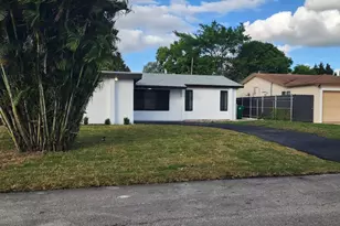 8633 N Sutton Dr, Miramar, FL 33025 - Photo 7