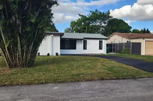 8633 N Sutton Dr, Miramar, FL 33025 - Photo 7